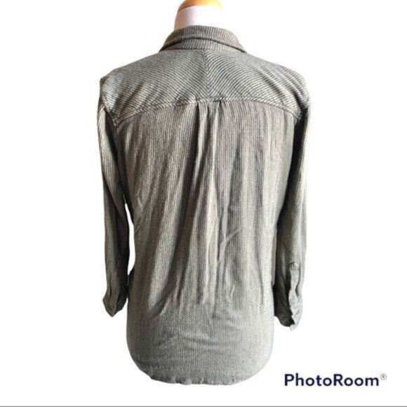 Free people soft pop over hi low green striped collared top small - Picture 2 of 7